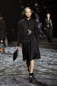 Y3-FW2006-06.jpg