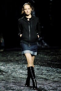 Y3-FW2006-10.jpg