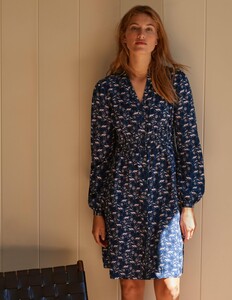 boden-dresses-jumpsuits-womens-corinne-smocked-dress-navy-milkshake-woodland.jpg