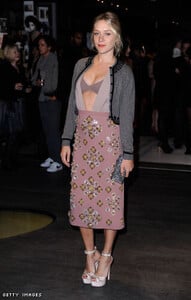chloe-sevigny-miu-miu-bra-top-pencil-skirt-fall-aw09.jpg