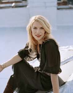 claire-danes-spin-2005-018.jpg