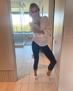 claireholt_201226604_822670868664314_181623756438911240_n.jpg