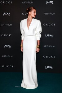 hailey-rhode-bieber-lacma-art-film-gala-in-los-angeles-11-06-2021-0.jpg
