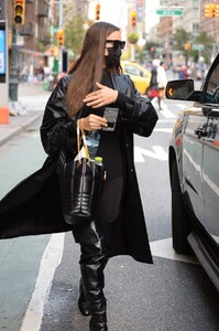 irina-shayk-out-on-halloween-in-new-york-10-31-2021-5.jpg