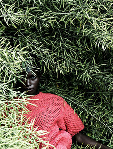 jeneil-williams-by-julia-noni-for-vogue-germany-september-2013-5.thumb.jpg.2d2ac97fdc14acf0566ec4374348aba1.jpg