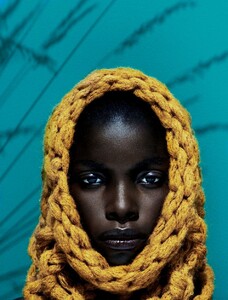 jeneil-williams-by-julia-noni-for-vogue-germany-september-2013.thumb.jpg.a53c0293e575043020ec26de30358e86.jpg
