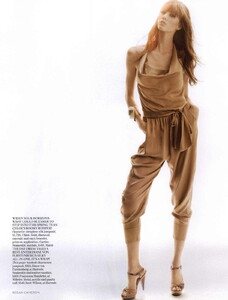 karlie_(3).thumb.jpg.21bcc710e0943887257a7f45fe36b579.jpg