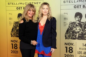 kate-hudson-at-stella-mccartney-x-the-beatles-get-back-collection-launch-in-los-angeles-11-18-2021-0.jpg