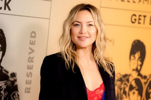 kate-hudson-at-stella-mccartney-x-the-beatles-get-back-collection-launch-in-los-angeles-11-18-2021-1.jpg