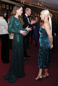 kate-middleton-and-prince-william-at-royal-variety-performance-in-aid-of-royal-variety-charity-in-london-11-18-2021-4.jpg
