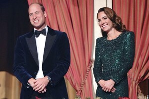kate-middleton-and-prince-william-at-royal-variety-performance-in-aid-of-royal-variety-charity-in-london-11-18-2021-6.jpg