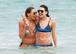 katie-cassidy-wearing-a-bikini-at-a-beach-in-miami-april-2015_9.jpg