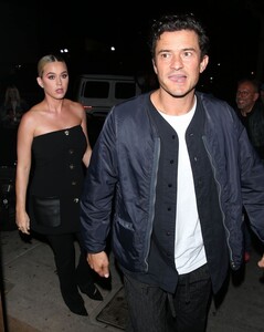 katy-perry-and-orlando-bloom-at-craig-s-in-west-hollywood-11-04-2021-9.jpg
