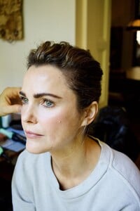 keri-russell-the-bare-magazine-november-2021-14.jpg