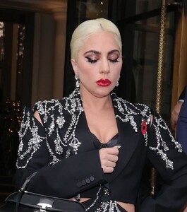 lady-gaga-in-gucci-styled-tutu-dress-in-london-11-12-2021-1.jpg
