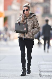 nicky-hilton-in-a-moncler-jacket-out-in-new-york-10-28-2021-2.jpg