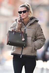 nicky-hilton-in-a-moncler-jacket-out-in-new-york-10-28-2021-6.jpg