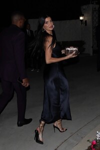 nicole-williams-arrives-at-paris-hilton-s-wedding-party-in-beverly-hills-11-13-2021-3.jpg