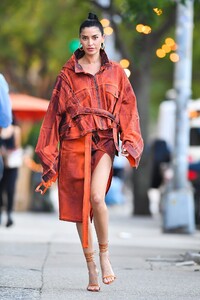 nicole-williams-is-stylish-photoshoot-in-soho-nyc-09-16-2021-0.jpg