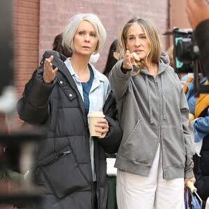 sarah-jessica-parker-nicole-ari-parker-kristen-davis-and-sarita-choudhury-bushwick-11-02-2021-4.jpg