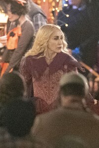 sarah-jessica-parker-on-the-set-of-hocus-pocus-2-in-new-york-11-12-2021-4.jpg