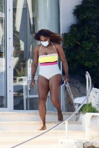 serena-williams-in-swimsuit-in-france-06-12-2021-2.jpg