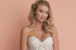 ss20-fashion-the-new-romantics-129368-553.thumb.jpg.bddf00867bb7320b7597cbc8c9612b22.jpg
