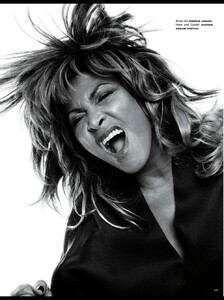 tina-turner-knoepfel-indlekofer-vogue-germany-313007.thumb.jpg.89a78ad1a39cb0f73f7f4fc7128da70c.jpg