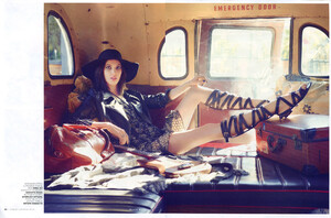 vogue-russia-4-2013_ruby_(11).thumb.jpg.becb9cf8d70854d966224dd456017064.jpg