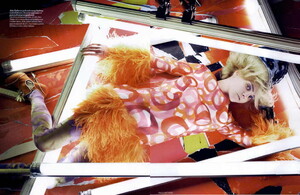 vogue-uk-august-2013_sasha_(5).thumb.jpg.e68e5d6cfeaa3037b8ea078bdaed33ac.jpg