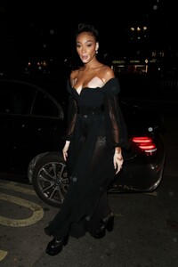winnie-harlow-at-a-fundraiser-for-amazon-jungle-in-london-09-30-2021-0.jpg