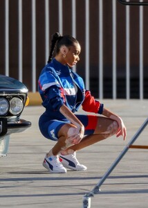 winnie-harlow-at-a-puma-photoshoot-in-los-angeles-10-20-2021-5.jpg