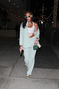 winnie-harlow-night-out-style-beverly-hills-10-16-2021-8.jpg