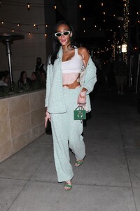 winnie-harlow-night-out-style-beverly-hills-10-16-2021-9.jpg