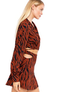 zebra-wrap-top-brown-0a9910c7_l.jpg