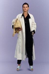00002-3.1-Phillip-Lim-Resort-22-credit-brand.jpg