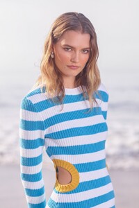 00025-Staud-PreFall-22-NewYork-credit-brand.jpg