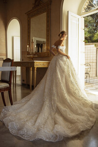 wedding-dress-vivian (1).jpg