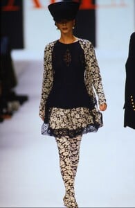 1091121473_christy(10).thumb.jpg.1ff241d0df96d0efd5c7c224a541cddc.jpg