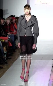 f03house of Field --130049023-.jpg