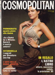 Julie Baker-Cosmopolitan-Italia.jpg