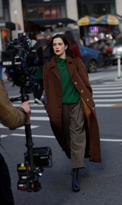      zoe141221BZNimage101.jpg