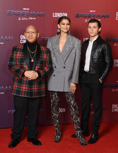 Zendaya+Coleman+Spiderman+No+Way+Home+Photocall+FewaFfb7AbWx.jpeg