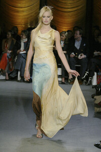 1319756591_ZacPosen2003WomenRTW21.thumb.jpg.b0ac6c293a681a92668b02a4b28026f8.jpg