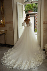 wedding-dress-fiorenza (1).jpg