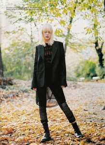 id uk febr 2001 (4).jpg