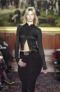 1620835829_RalphLauren2002WomenRTW50.thumb.jpg.33bd2ec3003fda984423c5737bca4da1.jpg