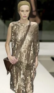 karolina s02kriziaTop--2b.jpg