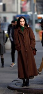      zoe141221BZNimage109.jpg
