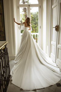 wedding-dress-livia (1).jpg